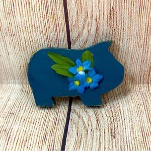 Primitive Wood Pig Blue Floral Decor